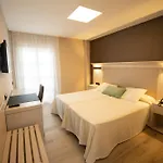 Y Diufain Hotel