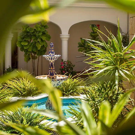 Y Diufain 3* Conil de la Frontera