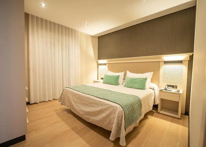 Y Diufain 3* Conil de la Frontera