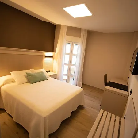 Hotel Diufain Conil De La Frontera