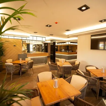 Diufain Hotel Conil De La Frontera