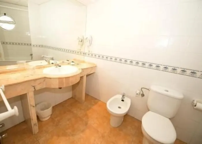 Y Diufain Hotel Conil De La Frontera